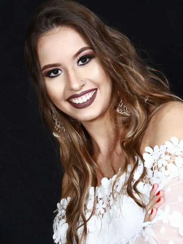 M.V. Taina Minuzzo - Cardiologia Veterinária